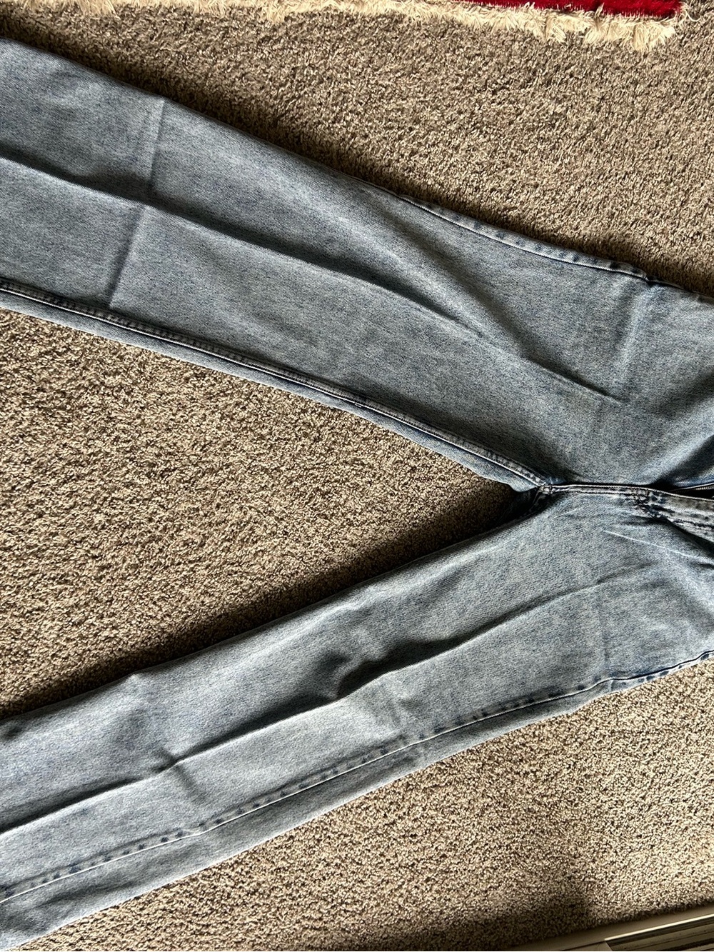 Women’s Light Gray Slim Jeans
